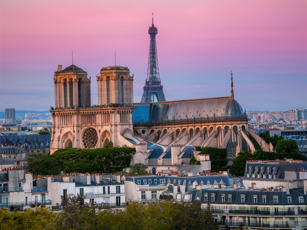Les Lumières de Paris: monuments et quartiers historiques, une capitale à découvrir